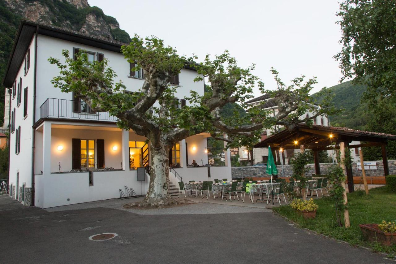 Locanda La Pignatta Arogno エクステリア 写真