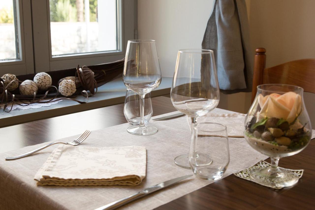 Locanda La Pignatta Arogno エクステリア 写真
