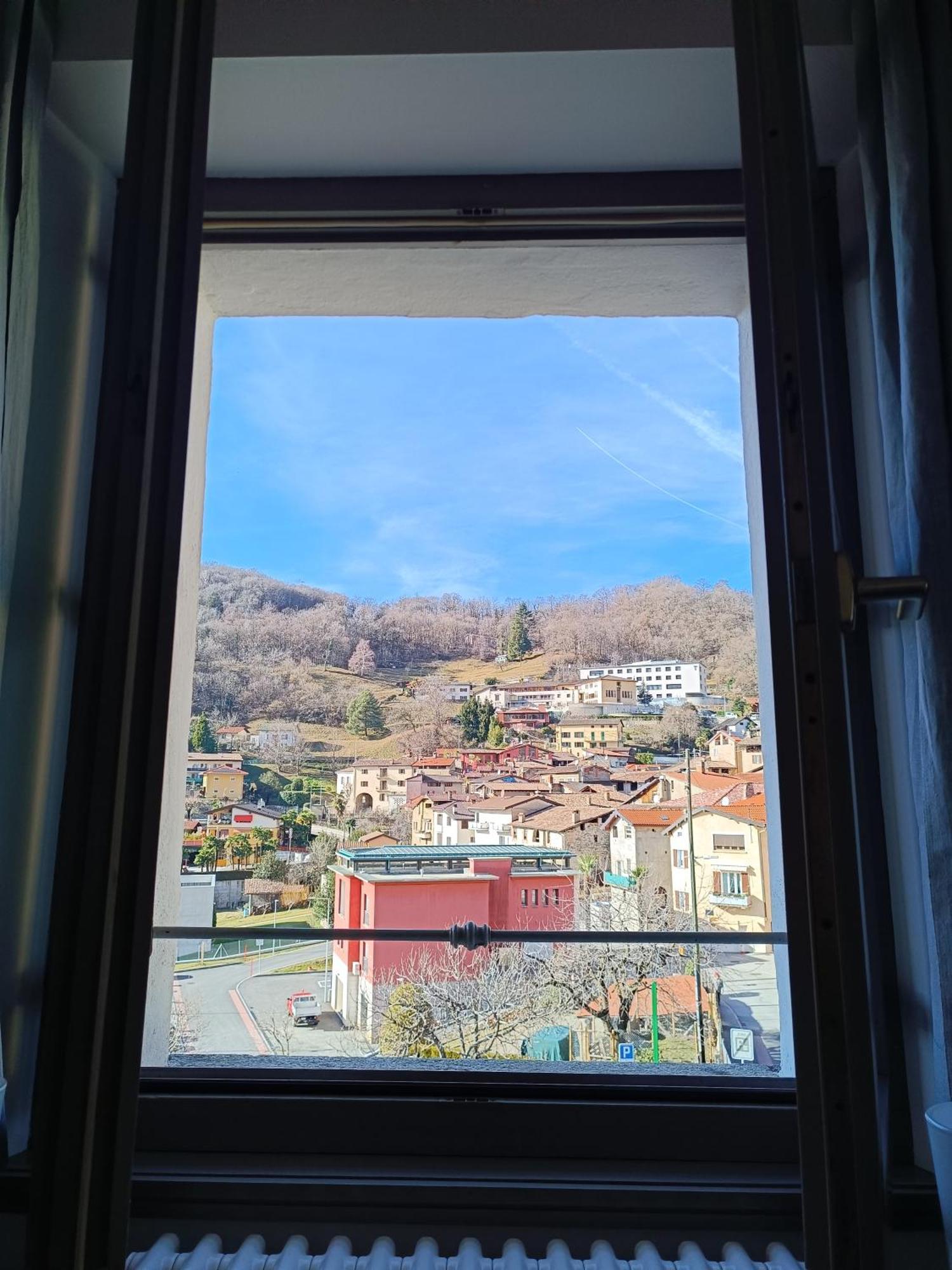 Locanda La Pignatta Arogno エクステリア 写真