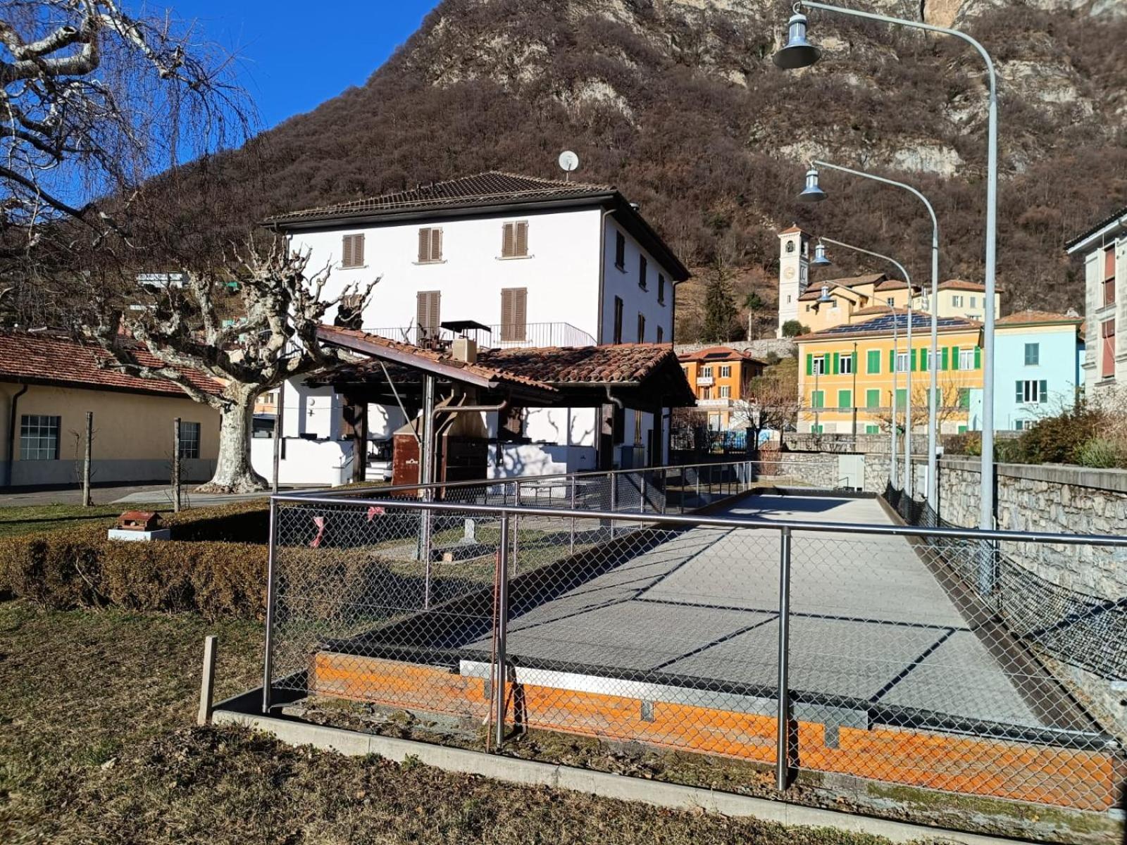 Locanda La Pignatta Arogno エクステリア 写真