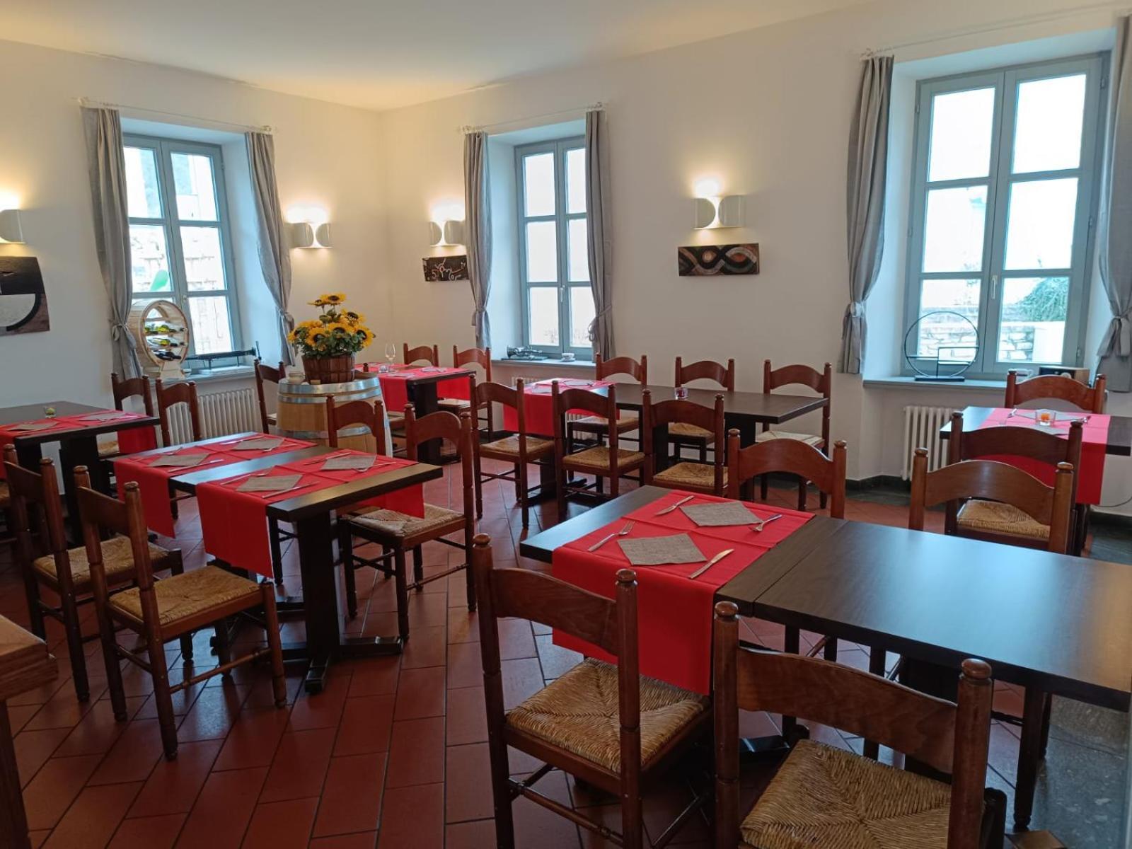 Locanda La Pignatta Arogno エクステリア 写真